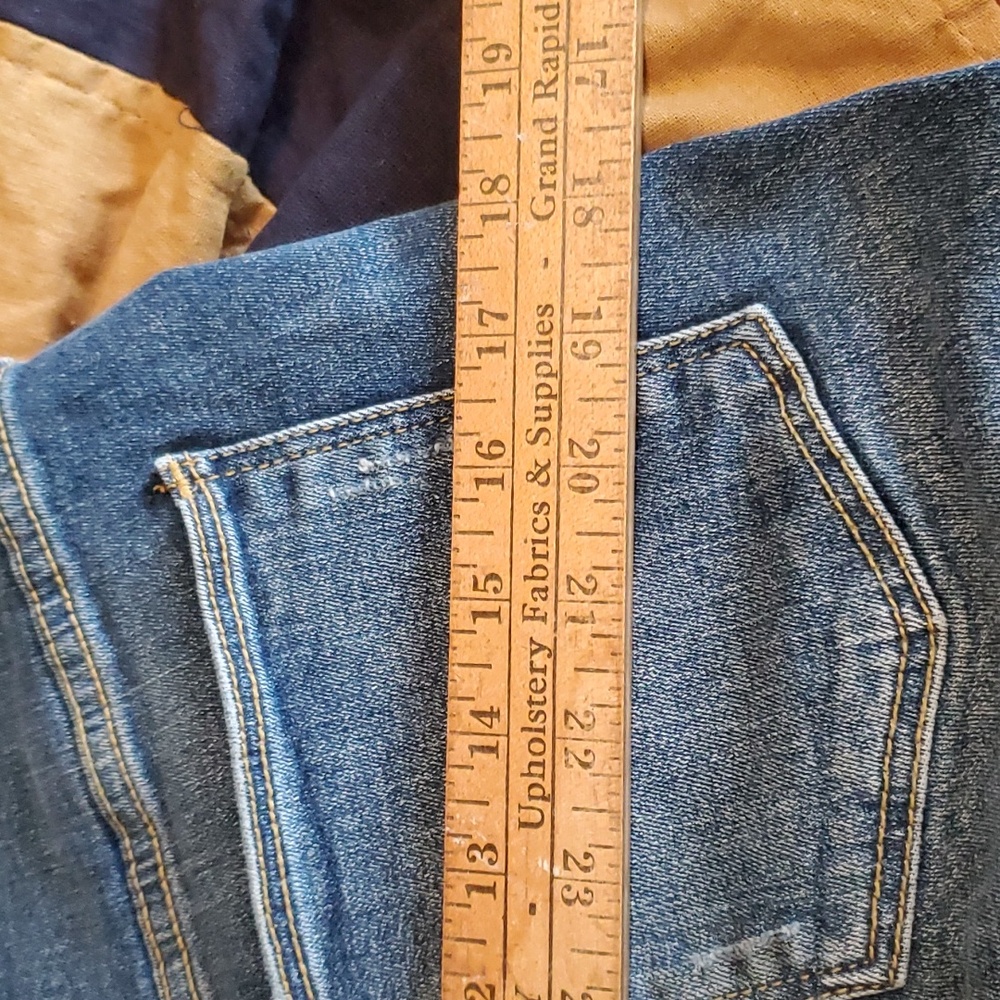 Universal thread Bermuda denim shorts - Picture 7 of 10